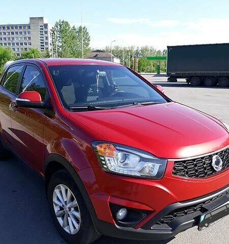 Червоний Cанг Йонг Korando, об'ємом двигуна 2 л та пробігом 138 тис. км за 11800 $, фото 1 на Automoto.ua