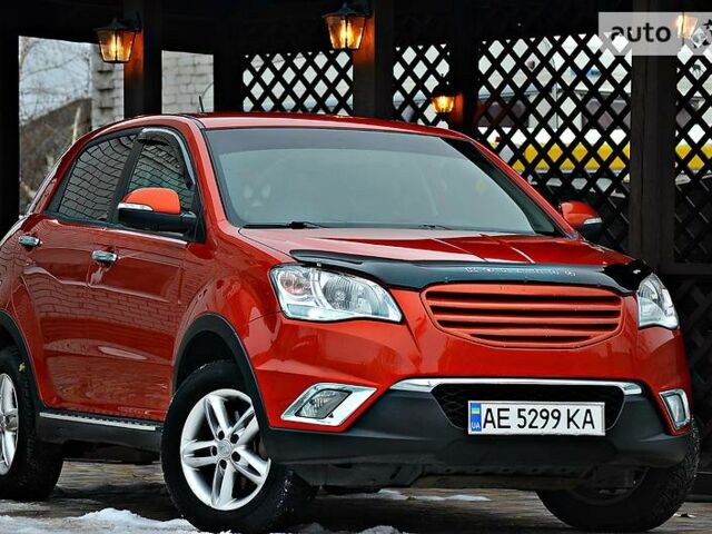 мідний Cанг Йонг Korando, об'ємом двигуна 2 л та пробігом 97 тис. км за 10500 $, фото 1 на Automoto.ua