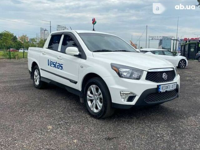 Cанг Йонг Korando, об'ємом двигуна 2 л та пробігом 200 тис. км за 14000 $, фото 1 на Automoto.ua