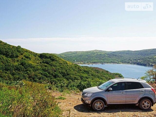 Сірий Cанг Йонг Korando, об'ємом двигуна 2 л та пробігом 103 тис. км за 9725 $, фото 1 на Automoto.ua