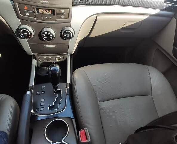 Сірий Cанг Йонг Korando, об'ємом двигуна 2 л та пробігом 132 тис. км за 9000 $, фото 1 на Automoto.ua