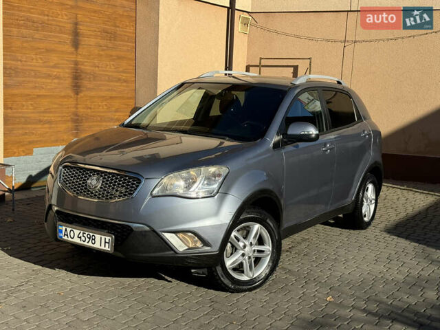 Серый Cанг Йонг Корандо, объемом двигателя 2 л и пробегом 163 тыс. км за 8000 $, фото 1 на Automoto.ua