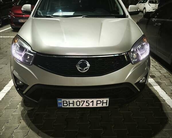 Серый Cанг Йонг Корандо, объемом двигателя 2 л и пробегом 149 тыс. км за 9300 $, фото 1 на Automoto.ua