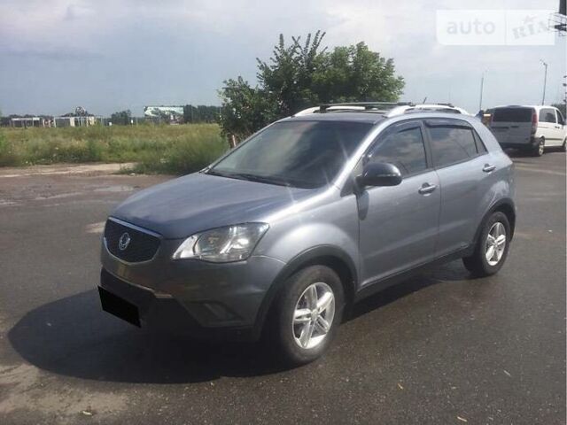 Сірий Cанг Йонг Korando, об'ємом двигуна 2 л та пробігом 118 тис. км за 10600 $, фото 1 на Automoto.ua