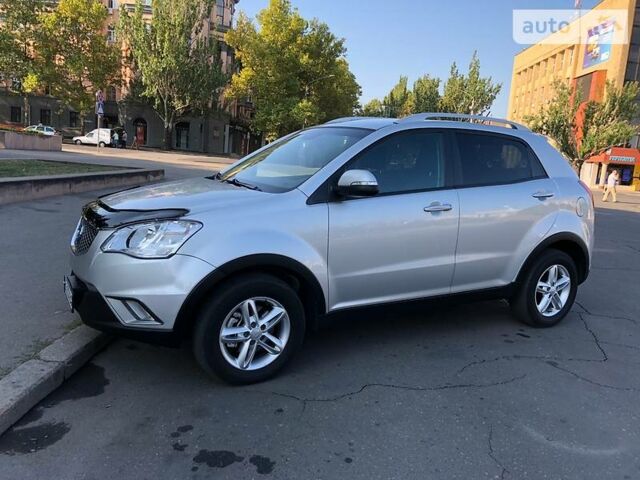 Сірий Cанг Йонг Korando, об'ємом двигуна 2 л та пробігом 71 тис. км за 11600 $, фото 1 на Automoto.ua