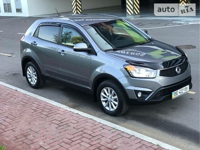 Сірий Cанг Йонг Korando, об'ємом двигуна 2 л та пробігом 87 тис. км за 13900 $, фото 1 на Automoto.ua