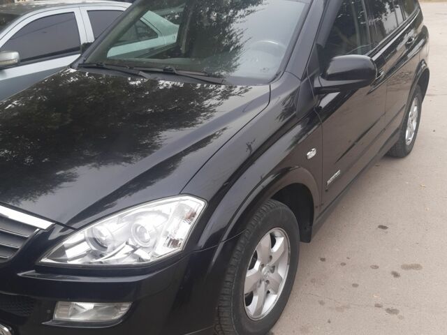 Чорний Cанг Йонг Kyron, об'ємом двигуна 2 л та пробігом 260 тис. км за 8000 $, фото 1 на Automoto.ua