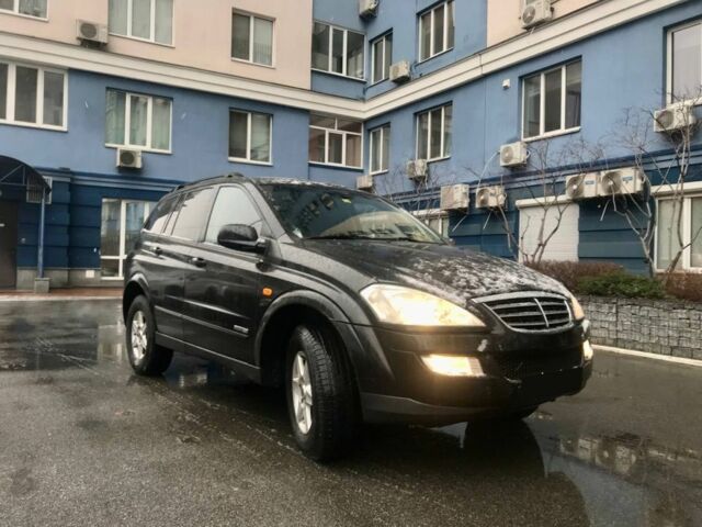 Черный Cанг Йонг Кирон, объемом двигателя 2 л и пробегом 246 тыс. км за 5200 $, фото 1 на Automoto.ua