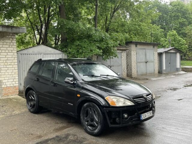 Черный Cанг Йонг Кирон, объемом двигателя 2 л и пробегом 238 тыс. км за 2650 $, фото 1 на Automoto.ua