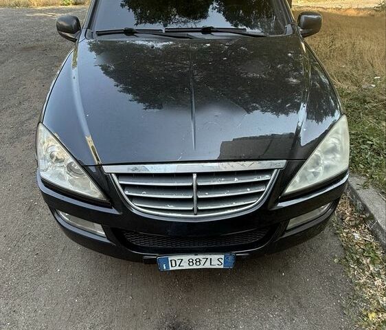 Чорний Cанг Йонг Kyron, об'ємом двигуна 2.7 л та пробігом 287 тис. км за 2882 $, фото 1 на Automoto.ua