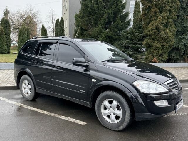 Чорний Cанг Йонг Kyron, об'ємом двигуна 2.3 л та пробігом 113 тис. км за 7500 $, фото 1 на Automoto.ua