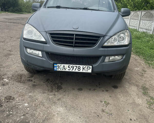 Черный Cанг Йонг Кирон, объемом двигателя 2 л и пробегом 250 тыс. км за 4100 $, фото 1 на Automoto.ua