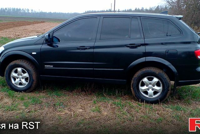 Черный Cанг Йонг Кирон, объемом двигателя 2 л и пробегом 147 тыс. км за 9000 $, фото 1 на Automoto.ua