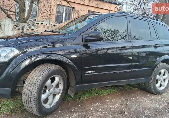 Черный Cанг Йонг Кирон, объемом двигателя 2 л и пробегом 206 тыс. км за 7500 $, фото 1 на Automoto.ua