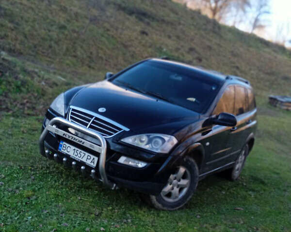 Черный Cанг Йонг Кирон, объемом двигателя 2 л и пробегом 227 тыс. км за 7800 $, фото 1 на Automoto.ua