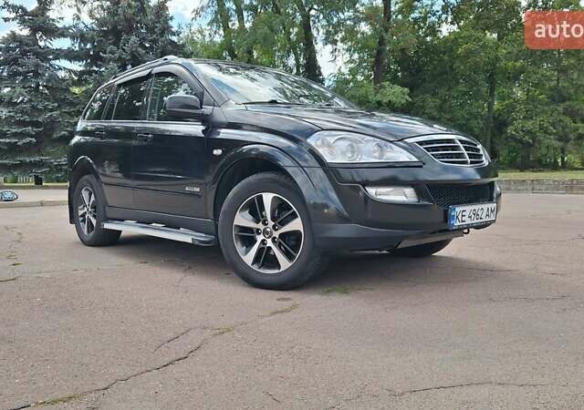 Черный Cанг Йонг Кирон, объемом двигателя 2 л и пробегом 157 тыс. км за 9900 $, фото 1 на Automoto.ua
