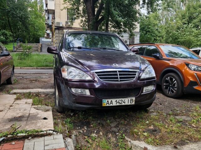 Красный Cанг Йонг Кирон, объемом двигателя 2 л и пробегом 167 тыс. км за 4450 $, фото 1 на Automoto.ua