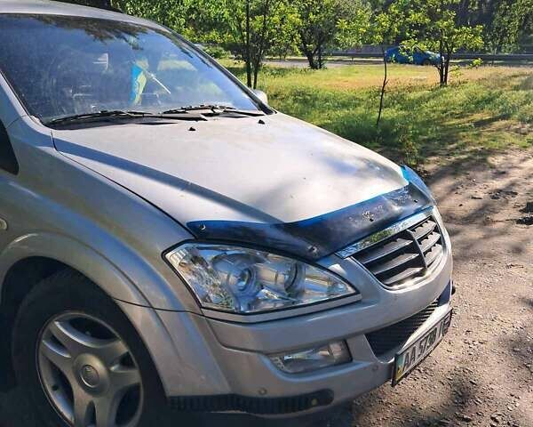 Сірий Cанг Йонг Kyron, об'ємом двигуна 2 л та пробігом 188 тис. км за 7500 $, фото 1 на Automoto.ua