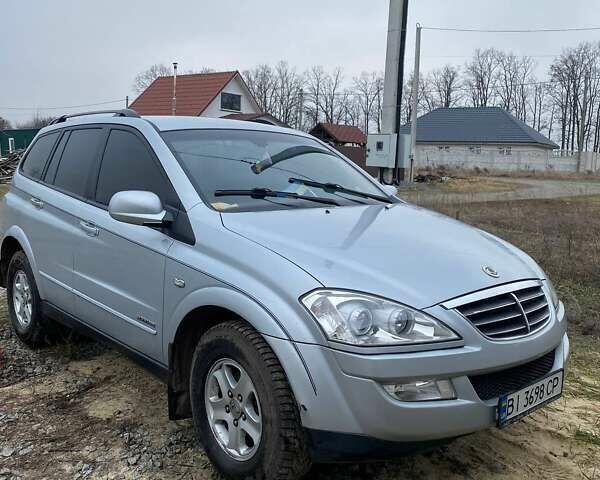 Серый Cанг Йонг Кирон, объемом двигателя 2 л и пробегом 228 тыс. км за 8000 $, фото 1 на Automoto.ua