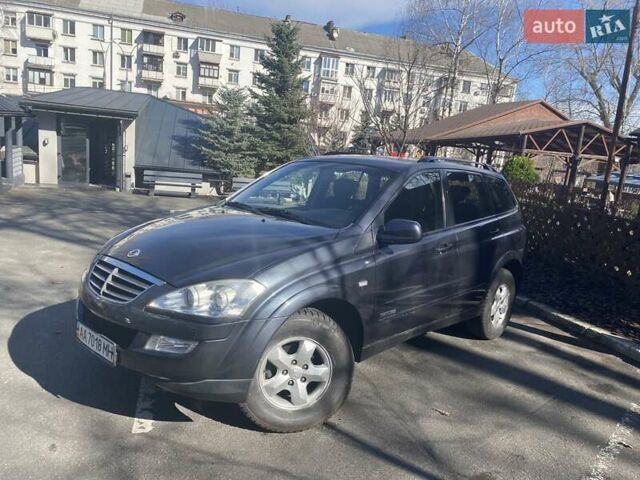 Серый Cанг Йонг Кирон, объемом двигателя 2 л и пробегом 64 тыс. км за 9500 $, фото 1 на Automoto.ua