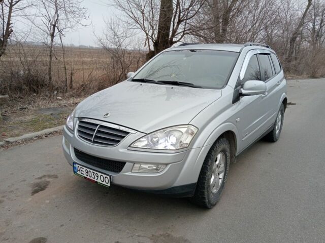 Сірий Cанг Йонг Kyron, об'ємом двигуна 2 л та пробігом 177 тис. км за 7500 $, фото 1 на Automoto.ua
