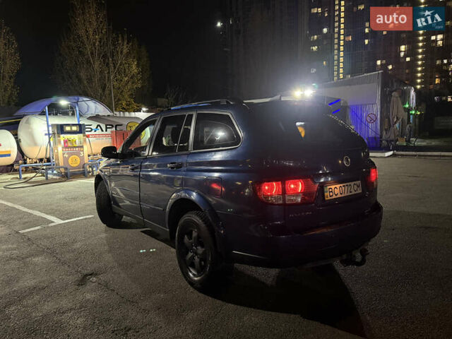 Синий Cанг Йонг Кирон, объемом двигателя 2 л и пробегом 250 тыс. км за 8000 $, фото 1 на Automoto.ua