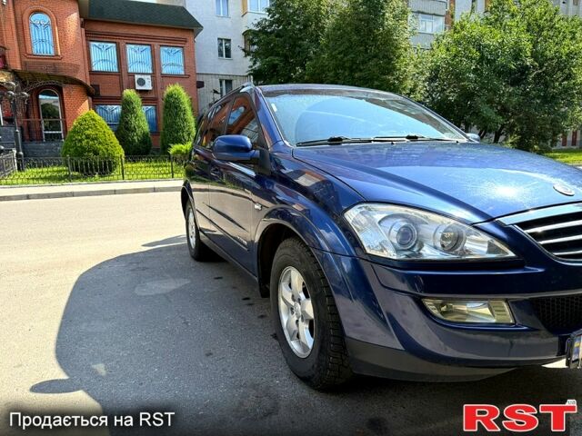 Синий Cанг Йонг Кирон, объемом двигателя 2 л и пробегом 210 тыс. км за 8600 $, фото 1 на Automoto.ua