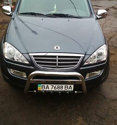 Синий Cанг Йонг Кирон, объемом двигателя 2 л и пробегом 56 тыс. км за 15000 $, фото 1 на Automoto.ua