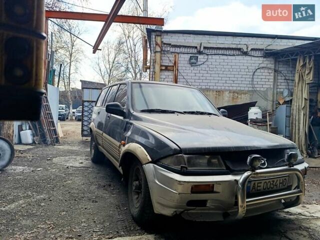 Зелений Cанг Йонг Муссо, об'ємом двигуна 2.9 л та пробігом 356 тис. км за 1500 $, фото 1 на Automoto.ua