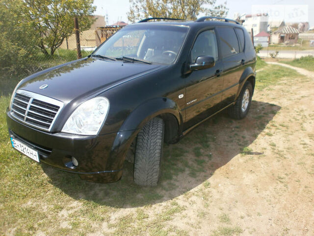 Чорний Cанг Йонг Rexton II, об'ємом двигуна 2.7 л та пробігом 83 тис. км за 9800 $, фото 1 на Automoto.ua