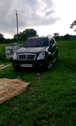 Cанг Йонг Rexton II, об'ємом двигуна 2.7 л та пробігом 130 тис. км за 12000 $, фото 1 на Automoto.ua