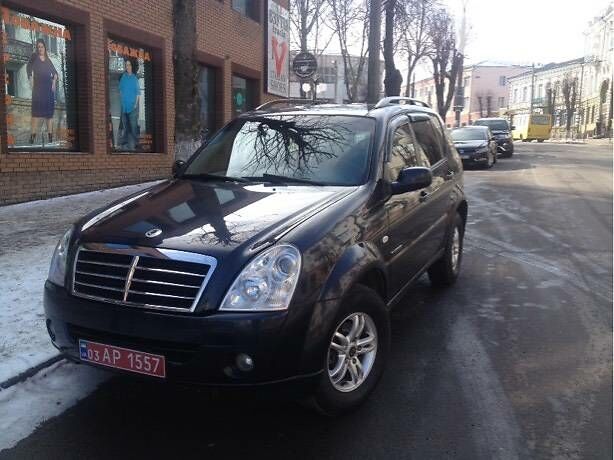 Синій Cанг Йонг Rexton II, об'ємом двигуна 2.7 л та пробігом 280 тис. км за 8700 $, фото 1 на Automoto.ua