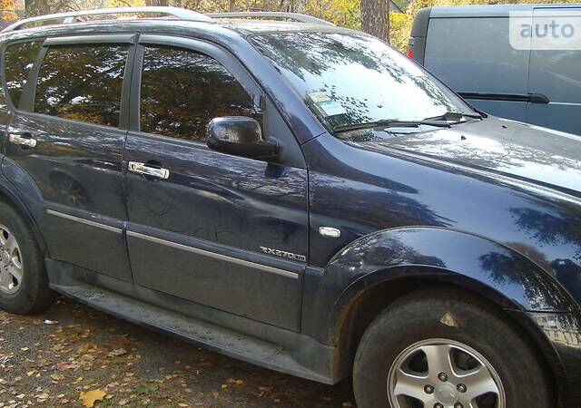 Синій Cанг Йонг Rexton II, об'ємом двигуна 2.7 л та пробігом 78 тис. км за 14000 $, фото 1 на Automoto.ua