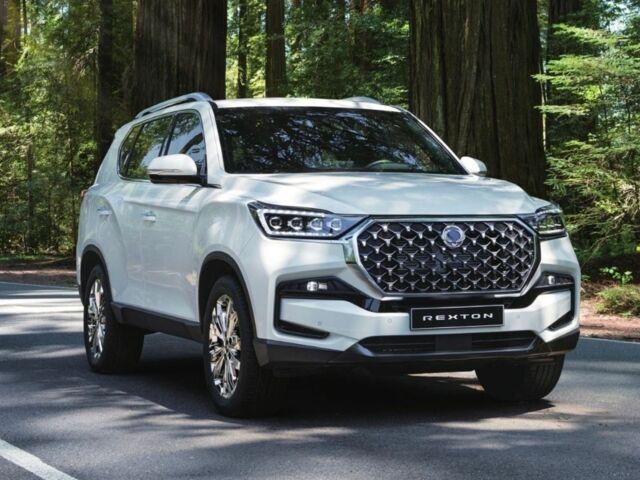 Білий Cанг Йонг Rexton, об'ємом двигуна 2.2 л та пробігом 15 тис. км за 43999 $, фото 1 на Automoto.ua