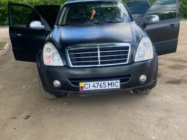 Чорний Cанг Йонг Rexton, об'ємом двигуна 0 л та пробігом 240 тис. км за 6700 $, фото 1 на Automoto.ua