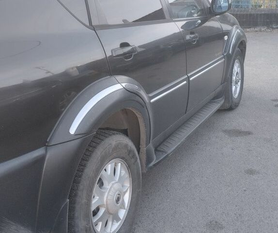 Чорний Cанг Йонг Rexton, об'ємом двигуна 2.8 л та пробігом 250 тис. км за 6000 $, фото 1 на Automoto.ua