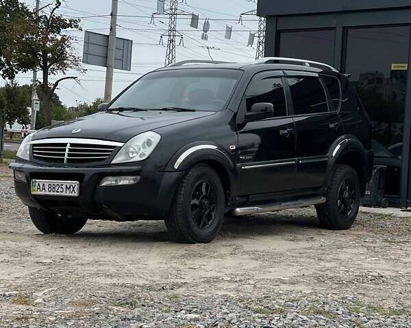 Чорний Cанг Йонг Rexton, об'ємом двигуна 2.8 л та пробігом 120 тис. км за 4400 $, фото 1 на Automoto.ua