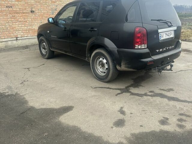 Чорний Cанг Йонг Rexton, об'ємом двигуна 2.7 л та пробігом 390 тис. км за 5524 $, фото 1 на Automoto.ua