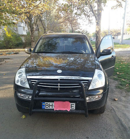 Чорний Cанг Йонг Rexton, об'ємом двигуна 2.8 л та пробігом 269 тис. км за 8000 $, фото 1 на Automoto.ua