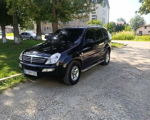 Чорний Cанг Йонг Rexton, об'ємом двигуна 2.7 л та пробігом 370 тис. км за 5400 $, фото 1 на Automoto.ua