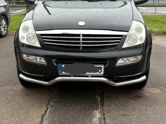 Чорний Cанг Йонг Rexton, об'ємом двигуна 0 л та пробігом 200 тис. км за 3213 $, фото 1 на Automoto.ua
