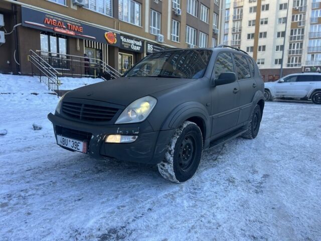 Чорний Cанг Йонг Rexton, об'ємом двигуна 2.7 л та пробігом 278 тис. км за 2950 $, фото 1 на Automoto.ua