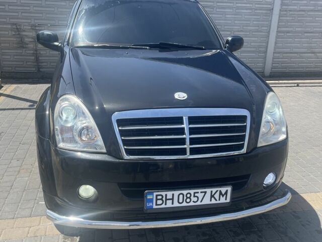 Чорний Cанг Йонг Rexton, об'ємом двигуна 2.7 л та пробігом 300 тис. км за 4800 $, фото 1 на Automoto.ua