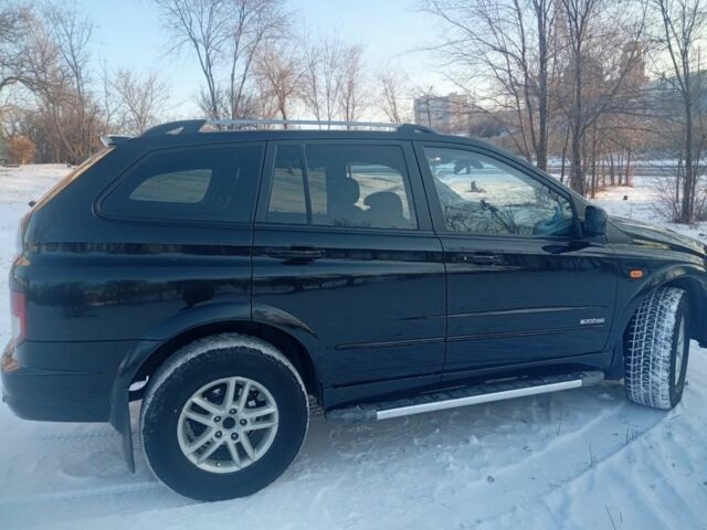 Чорний Cанг Йонг Rexton, об'ємом двигуна 2 л та пробігом 290 тис. км за 6000 $, фото 1 на Automoto.ua