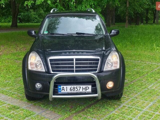 Чорний Cанг Йонг Rexton, об'ємом двигуна 2.7 л та пробігом 195 тис. км за 7900 $, фото 1 на Automoto.ua