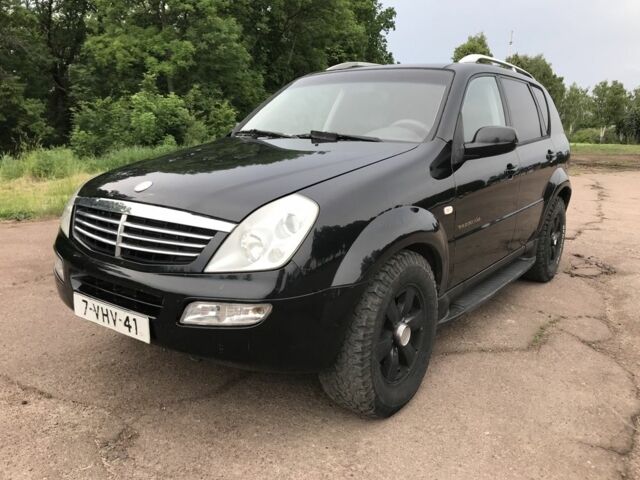 Чорний Cанг Йонг Rexton, об'ємом двигуна 2.7 л та пробігом 253 тис. км за 5100 $, фото 1 на Automoto.ua