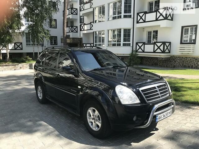 Чорний Cанг Йонг Rexton, об'ємом двигуна 2.7 л та пробігом 285 тис. км за 7700 $, фото 1 на Automoto.ua