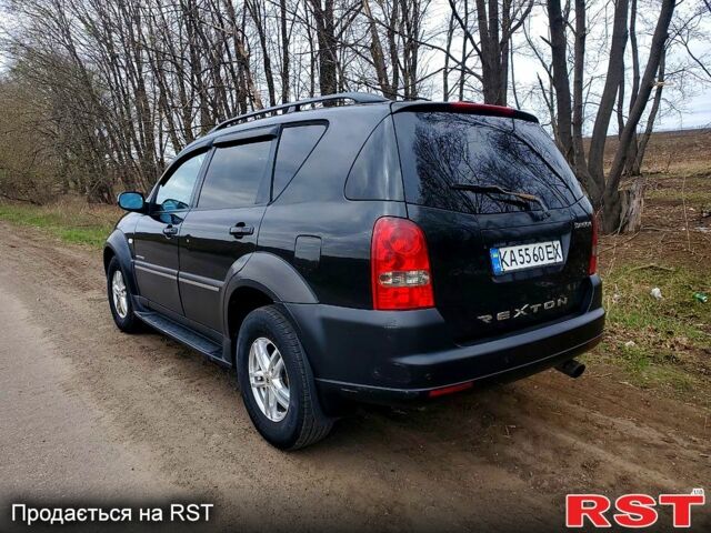 Чорний Cанг Йонг Rexton, об'ємом двигуна 2.7 л та пробігом 234 тис. км за 8500 $, фото 1 на Automoto.ua