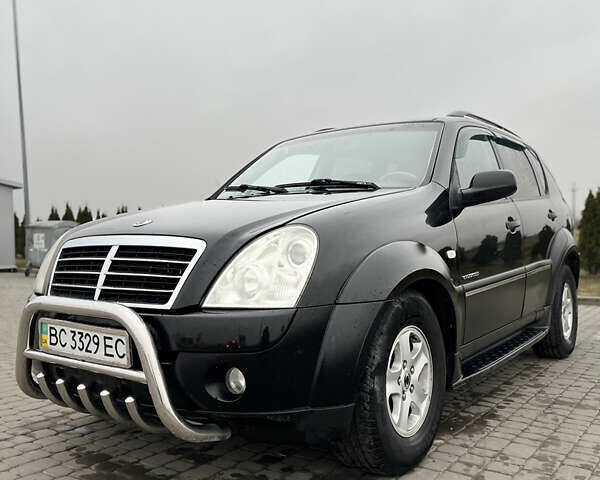 Чорний Cанг Йонг Rexton, об'ємом двигуна 2.69 л та пробігом 234 тис. км за 7150 $, фото 1 на Automoto.ua