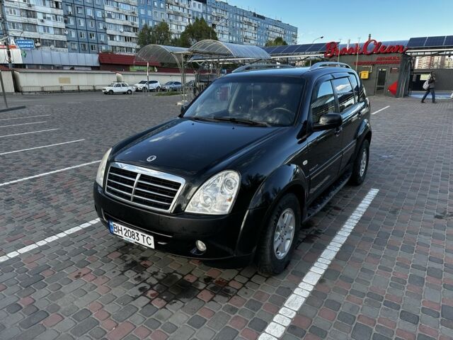 Чорний Cанг Йонг Rexton, об'ємом двигуна 2.7 л та пробігом 218 тис. км за 9047 $, фото 1 на Automoto.ua